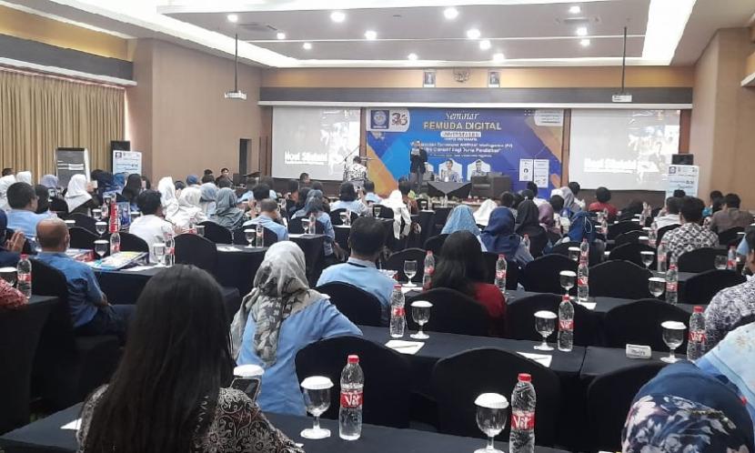 Universitas BSI (Bina Sarana Informatika) kampus Yogyakarta menghadirkan beasiswa bagi para Ketua OSIS melalui Beasiswa Juara.