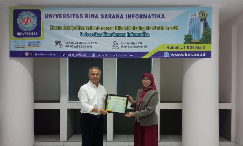 Universitas BSI (Bina Sarana Informatika) menyelenggarakan Focus Group Discussion (FGD) sebagai wujud dukungan terhadap dosen-dosen yang akan mengajukan proposal matching fund.