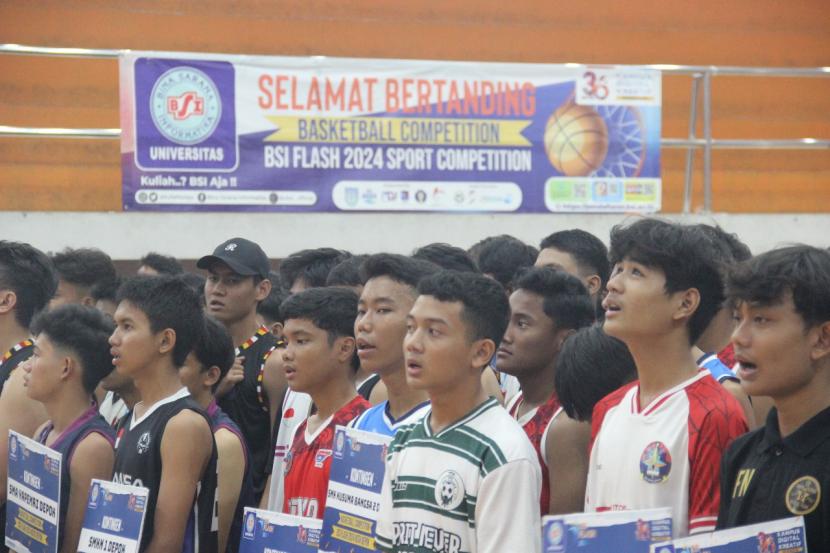 Universitas BSI (Bina Sarana Informatika) sukses menggelar pembukaan Sport Competition BSI FLASH 2024 di GOR Kota Depok.
