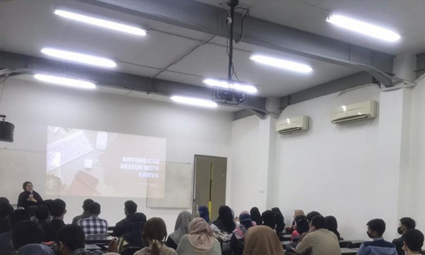 Universitas BSI kampus Bekasi Cut Mutia menyelenggarakan  PPKM (Program Pelatihan Pakar Mahasiswa) dengan tema  