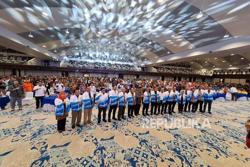 Pembukaan POMNAS XIX 2025 di UNDIP Semarang Berlangsung Meriah