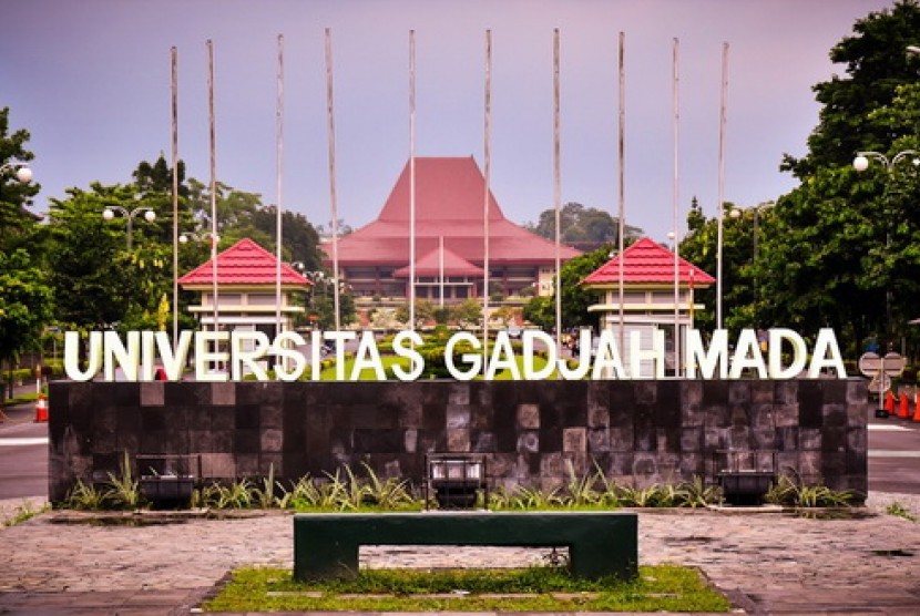 Universitas Gadjah Mada.