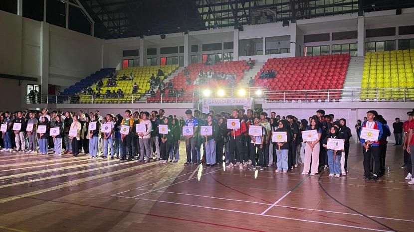 Universitas Gadjah Mada (UGM) kembali menjadi tuan rumah bagi salah satu ajang olahraga paling bergengsi tingkat nasional, Gadjah Mada Volleyball Competition (GAMACUP) 2024. Diselenggarakan oleh Unit Kegiatan Mahasiswa (UKM) Bola Voli UGM, acara ini berlangsung mulai tanggal 31 Agustus hingga 7 September 2024 di GOR Pancasila, UGM. 