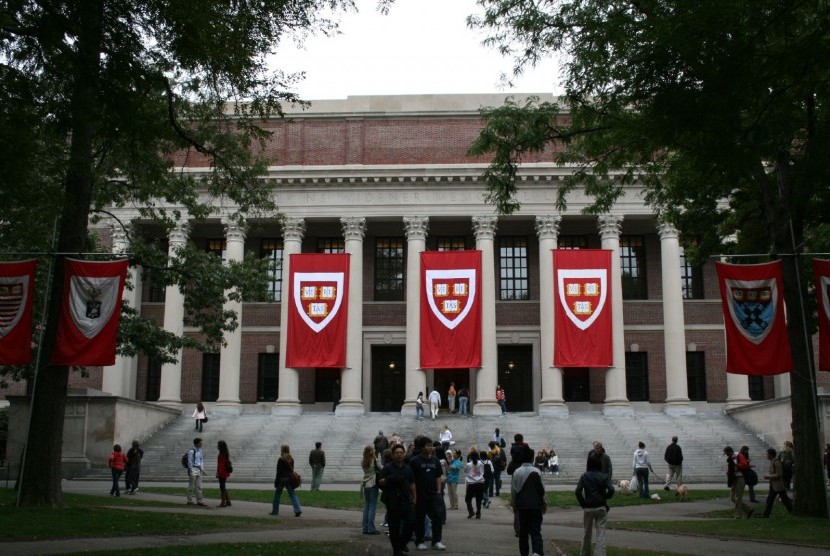 Universitas Harvard 