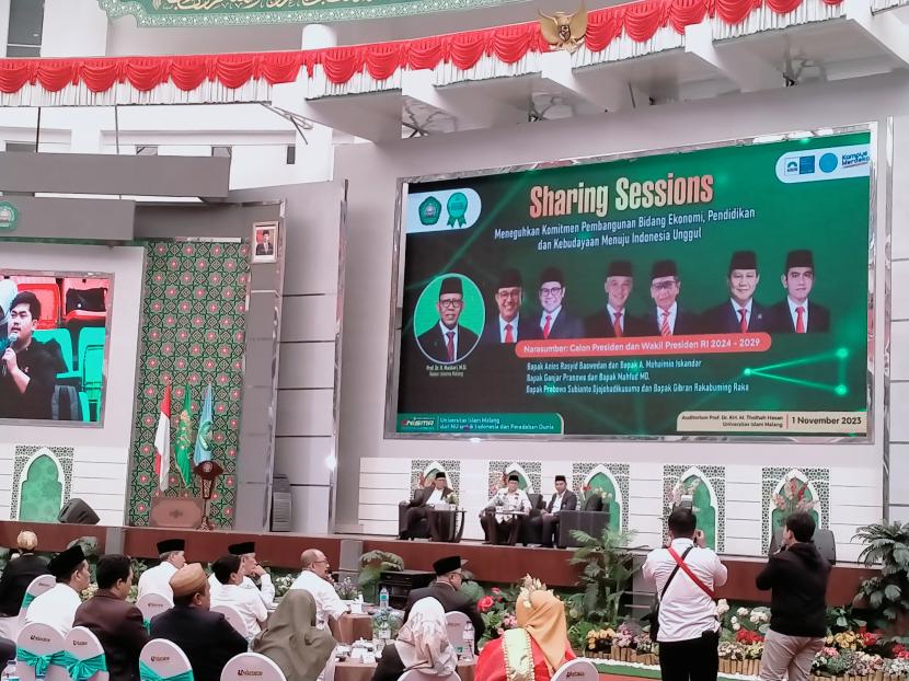  Universitas Islam Malang (Unisma) mengadakan Sharing Session untuk para calon presiden dan wakil presiden yang akan berkontestasi di Pemilu 2024, Rabu (1/11/2023). 