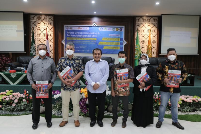 Universitas Muhammadiyah Jakarta menggelar Focus grouo Discussion (FGD) dan penandatanganan MoU  program Pendampingan SMK Berkeunggulan, Kamis (11/11) 