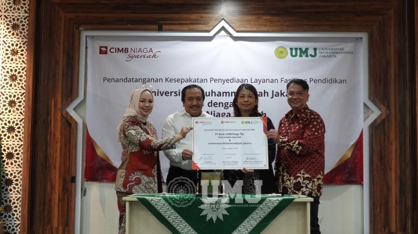 Universitas Muhammadiyah Jakarta (UMJ) kembali menyepakati kerja sama dengan sektor perbankan. Kali ini bersama bank CIMB Niaga Syariah. 