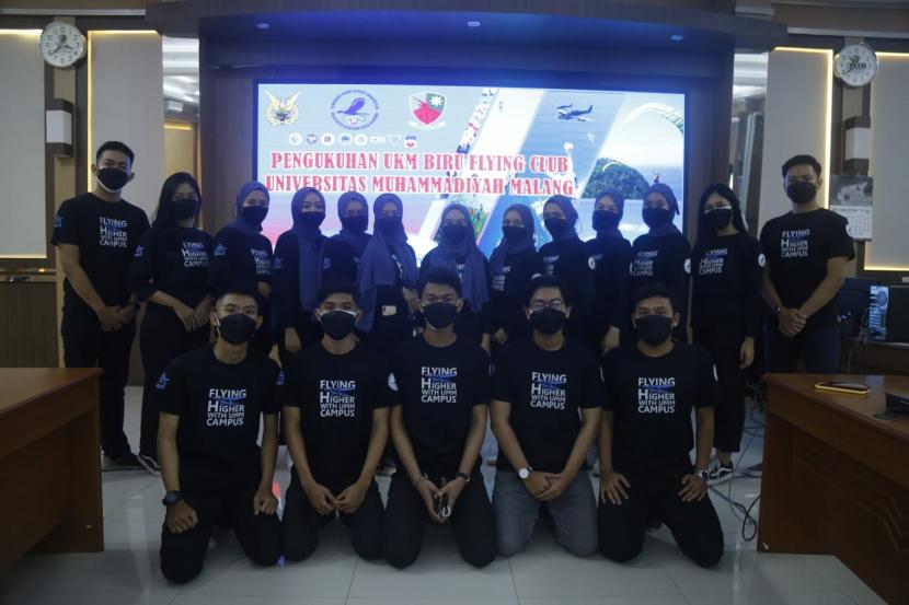Universitas Muhammadiyah Malang (UMM) bersama pihak Landasan Udara Abd. Saleh serta Federasi Aero Sport Indonesia (FASI) mengukuhkan Unit Kegiatan Mahasiswa (UKM) Biru Flying Club.