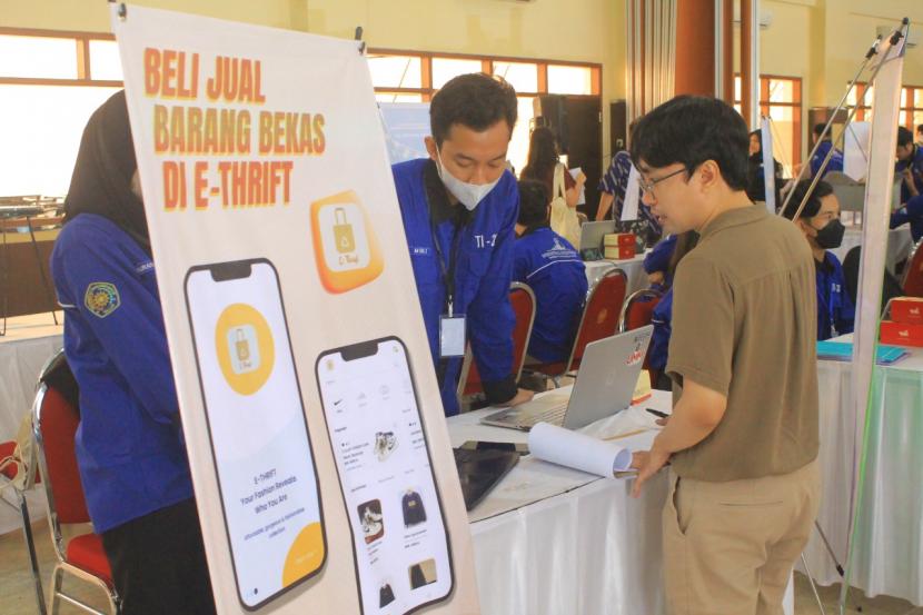 Universitas Muhammadiyah Malang (UMM) mengadakan Pameran Product Development Exhibition 2023 di Kota Malang, beberapa waktu lalu. 