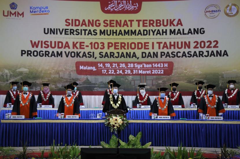 Universitas Muhammadiyah Malang (UMM) mengadakan Wisuda ke-103 Periode I Tahun 2022 di Malang.