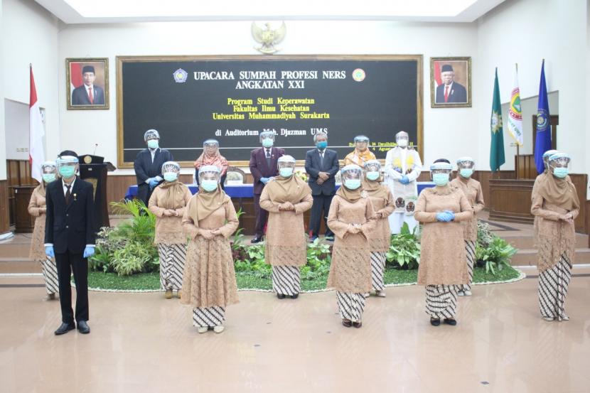 Universitas Muhammadiyah Surakarta (UMS) melalui Program Profesi Ners Fakultas Ilmu Kesehatan melangsungkan 