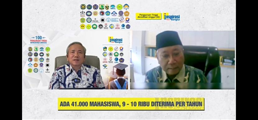 Universitas Muhammadiyah Surakarta (UMS) merupakan perguruan tinggi pertama yang mencapai akreditasi Unggul di Provinsi Jawa Tengah. Prestasi tersebut disampaikan oleh Rektor UMS, Prof Sofyan Anif dalam kanal Youtube Inspirasi Untuk Bangsa, Kamis, (18/7/2024).