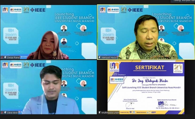 Universitas Nusa Mandiri (UNM) melakukan soft launching Student Branch IEEE pada Selasa (19/4) pukul 09.00-10.00 WIB yang dilakukan secara online.
