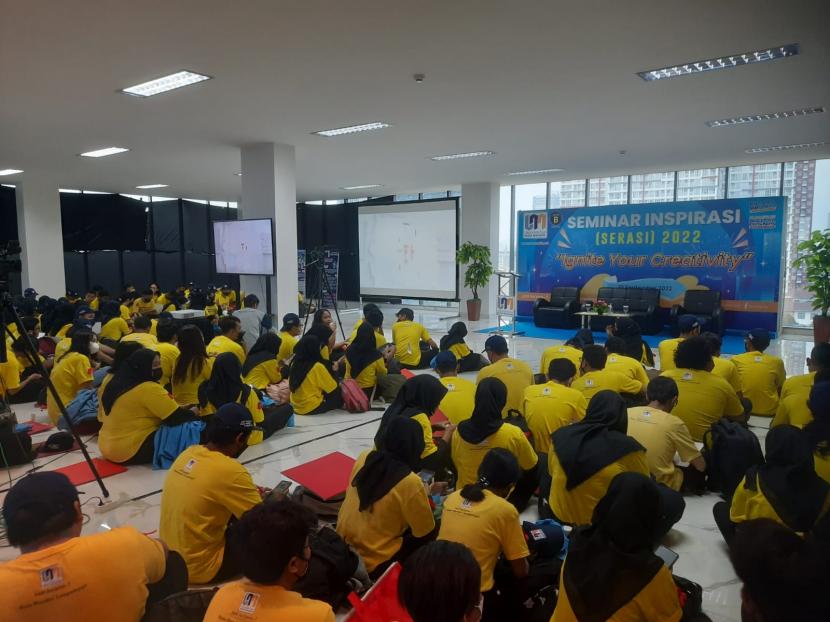  Universitas Nusa Mandiri (UNM) menggelar rangkaian kegiatan Seminar Inspirasi (SERASI) sebagai bagian dari Pengenalan Kehidupan Kampus bagi Mahasiswa Baru (PKKMB). 