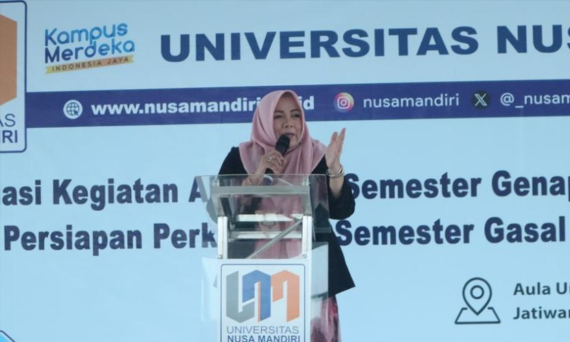 Pendidikan Tinggi di Indonesia: Mempersiapkan Mahasiswa untuk Dunia Kerja