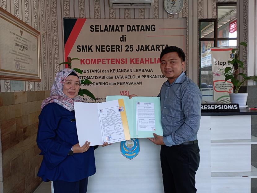 Universitas Nusa Mandiri (UNM) teken MoU dengan SMKN 25 Jakarta.