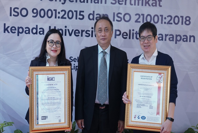 Universitas Pelita Harapan (UPH) mengukuhkan posisinya sebagai universitas berstandar internasional dengan meraih sertifikasi ISO 9001:2015 untuk Sistem Manajemen Mutu dan ISO 21001:2018 untuk Sistem Manajemen Organisasi Pendidikan.