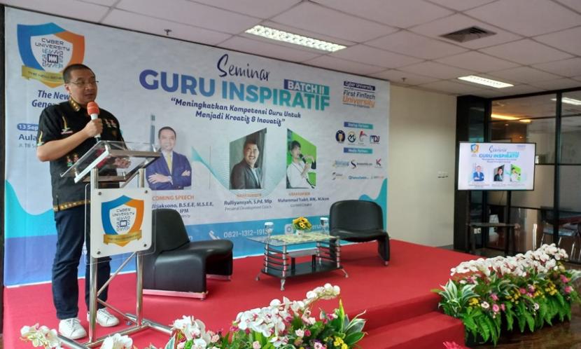 Universitas Siber Indonesia atau lebih dikenal dengan Cyber University sebagai Kampus Fintech (Financial Technology) Pertama Indonesia sukses menyelenggarakan Seminar Guru Inspiratif Batch II.