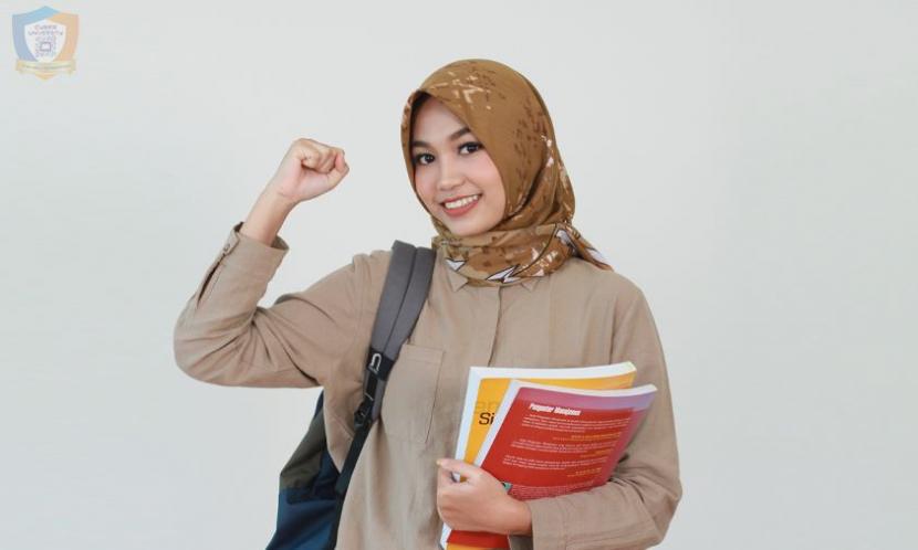 Universitas Siber Indonesia atau yang lebih dikenal dengan Cyber University memiliki program unggulan bagi mahasiswanya.