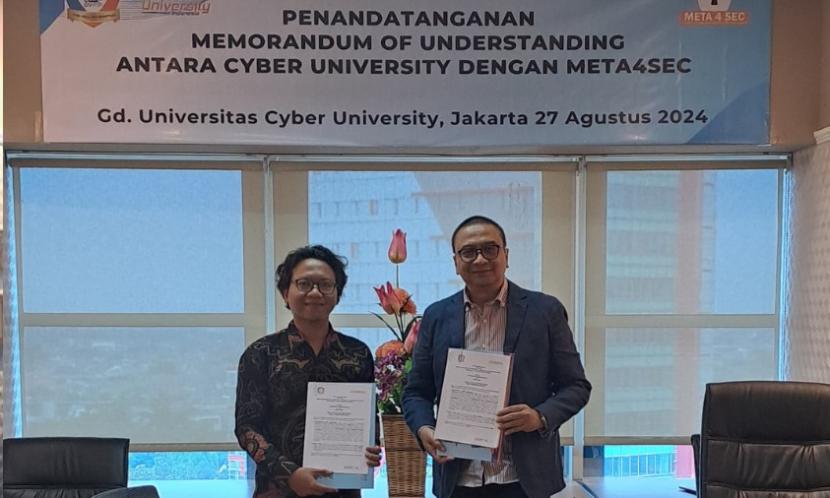 Universitas Siber Indonesia atau yang lebih dikenal dengan Cyber University dan Komunitas Ethical Hacker terkemuka, Meta4sec, meresmikan kerja samanya melalui penandatanganan Memorandum of Understanding (MoU). 