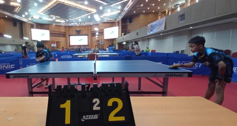 Universitas Terbuka (UT) kembali menggelar Turnamen Tenis Meja Pelajar Nasional yang dibuka hari ini, Jumat (26/8/2022). 