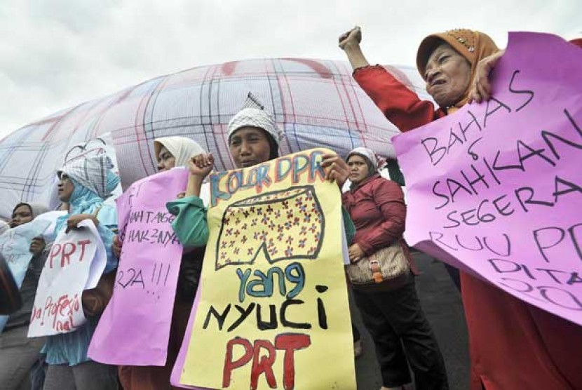   Unjuk rasa pekerja rumah tangga di Jakarta. (Ilustrasi). UU PPRT merupakan upaya untuk melindungi hak dan nasib PRT 