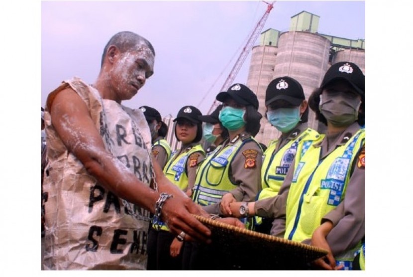 Unjuk rasa tolak PT Semen Jawa di Sukabumi pada 2015 lalu.