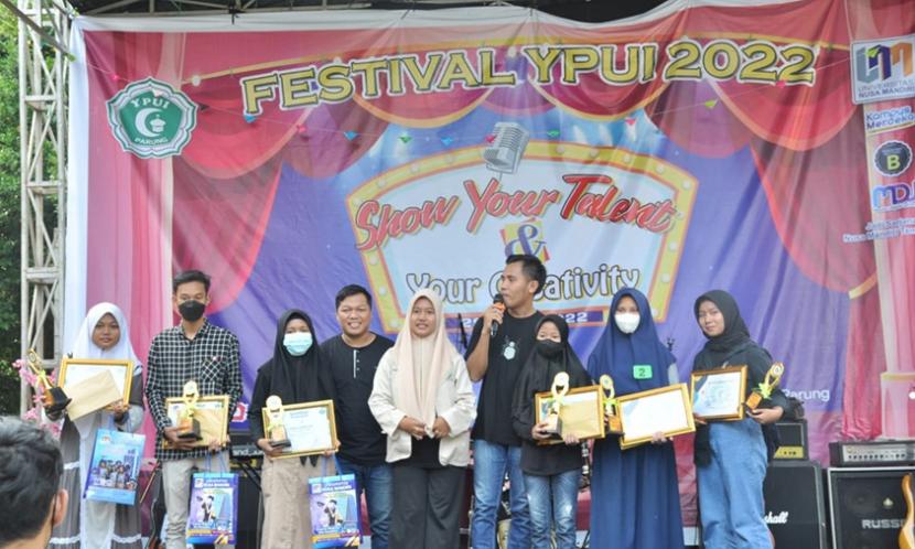 UNM mendukung Festival YPUI yang diadakan oleh SMK YPUI Parung.