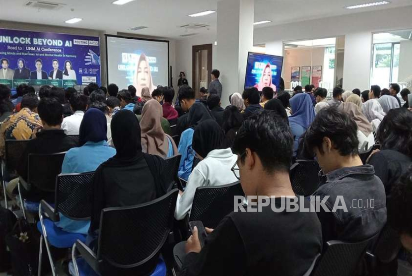 UNM menghadirkan konferensi yang menyandingkan AI dengan kajian psikologi bagi Gen Z.