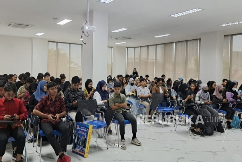 UNM menyelenggarakan Campus Hiring dengan menggandeng PT Catur Sentosa Adiprana pada 2 Juli 2025 mendatang. 