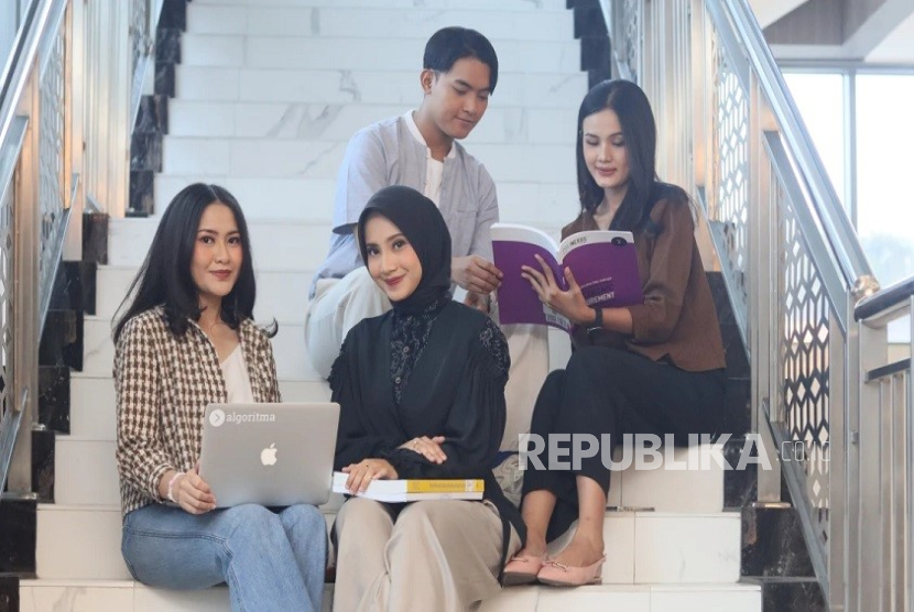 UNM merancang pendidikan magister agar benar-benar berdampak pada karier, bukan hanya menambah gelar.