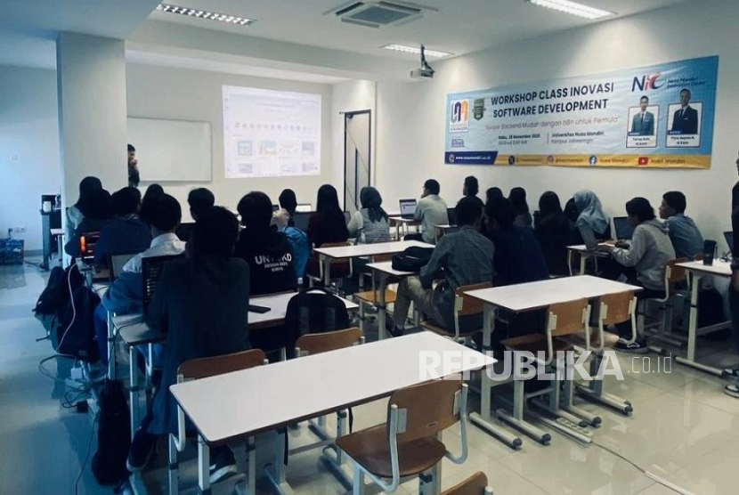 UNM terus memperkuat pembelajaran berbasis praktik melalui class inovasi.