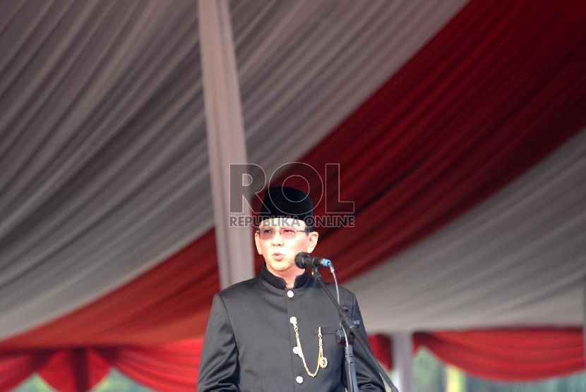 Upacara HUT DKI Jakarta: Gubernur DKI Jakarta Basuki Tjahaja Purnama menjadi pemimpin upacara HUT ke-488 Jakarta di Kawasan Monas, Jakarta, Senin (22/6).