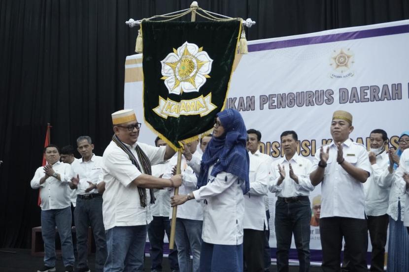 Upacara pelantikan Pengurus Daerah Kagama Provinsi Sulawesi Selatan Periode 2022-2027 di Kota Makassar.