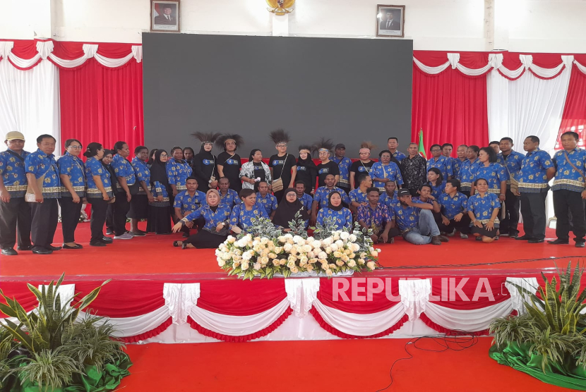 UPI Kampus Cibiru bersama UI meluncurkan Edubot, AI khusus pendidikan yang mampu beroperasi di server lokal tanpa memerlukan sambungan internet.