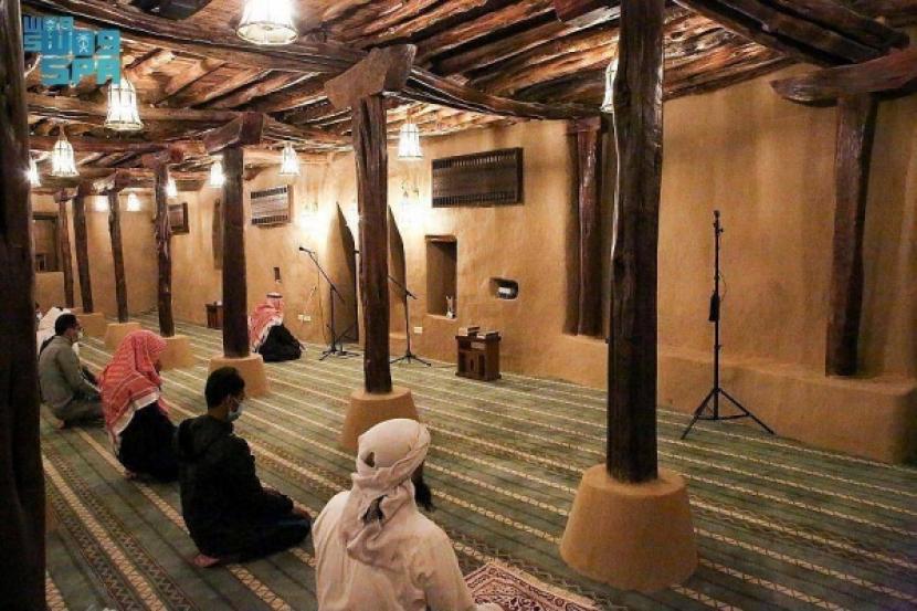 Usai Direnovasi, Masjid Al-Atawlah Dibuka lagi.