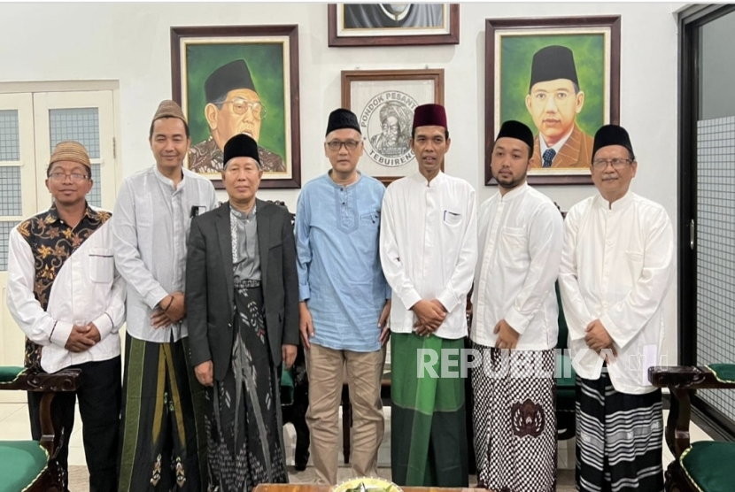 Ustadz Abdul Somad dan Gus Irfan.