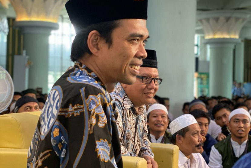 Ustaz Abdul Somad di masjid ulil albab kampus UII Yogyakarta, Sabtu (12/10)