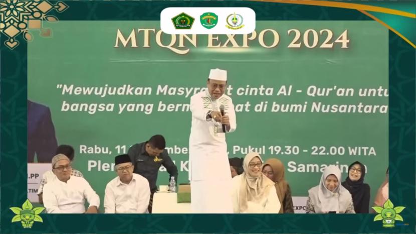 Ustaz Dasad Latif menyampaikan ceramah dalam gelaran MTQN Expo 2024 di Samarinda, Kalimantan Timur, Rabu (11/9/2024) malam.