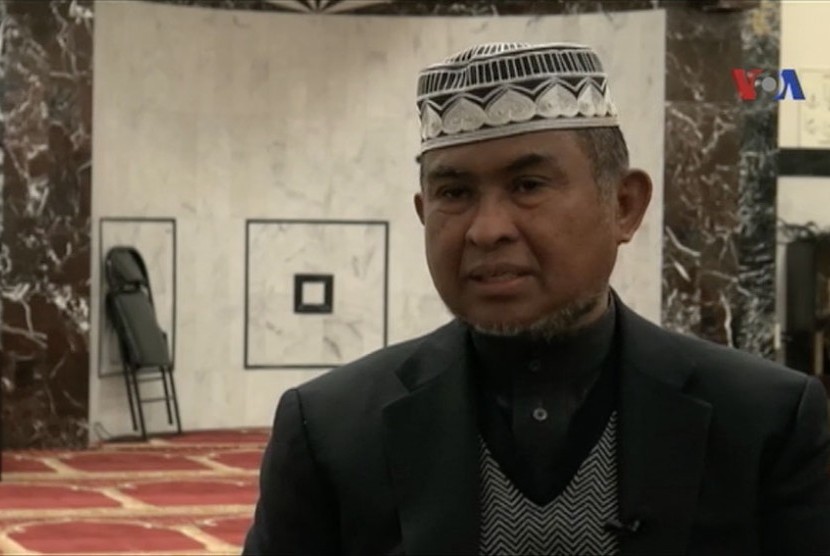  Ustaz Mohammad Joban, imam di Masjid Ar Rahmah