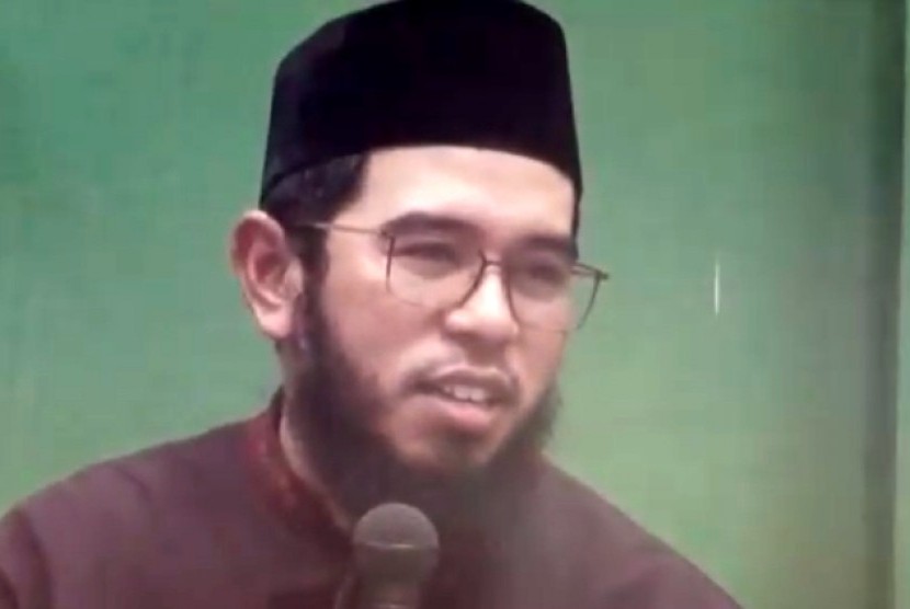 Ustaz Nurul Dzikri 