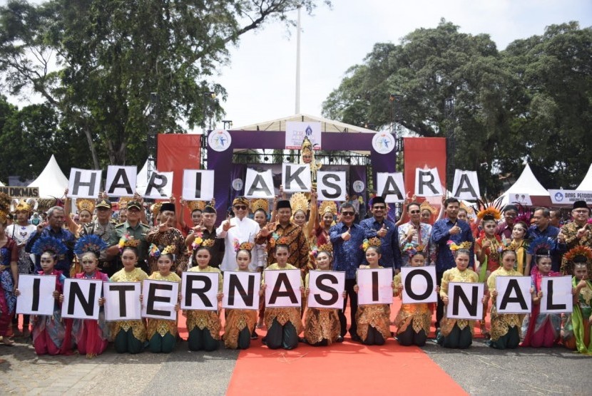 Uu: Hari Aksara Internasional Momentum Berantas Buta Huruf