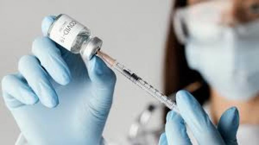 Vaksin Covid-19 (ilustrasi). Dinas Kesehatan Garut masih menyelidiki penyebab meninggalnya anak usai vaksinasi.