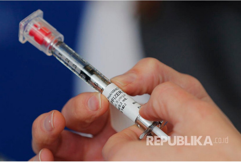 Dinas Kesehatan (Dinkes) Kabupaten Bantul, Daerah Istimewa Yogyakarta, menyatakan bahwa vaksin COVID-19 akan diberikan kepada warga dengan kondisi tanpa komorbid atau penyakit penyerta (Foto: ilustrasi)