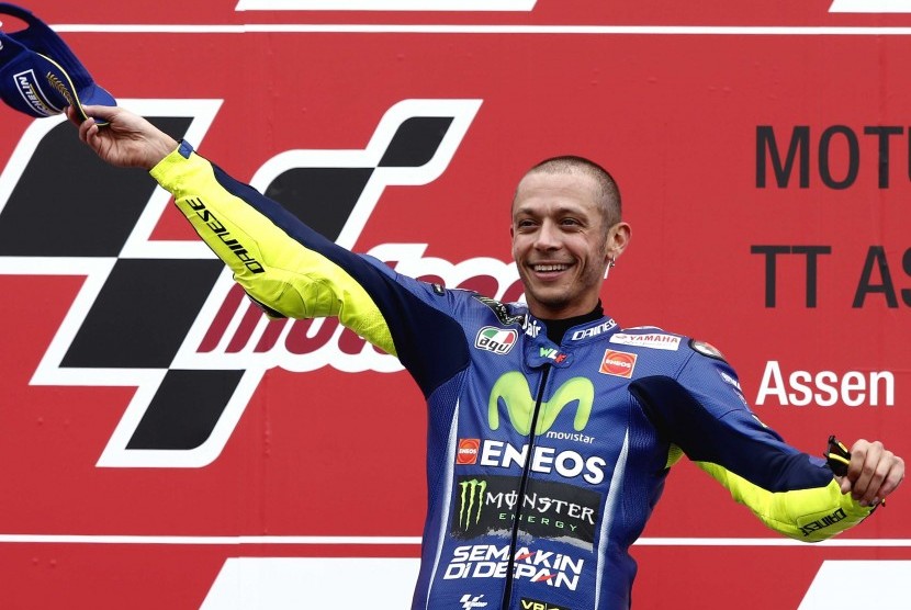 Valentino Rossi menjadi juara di GP Belanda, Sirkuit Assen, Ahad (25/6).
