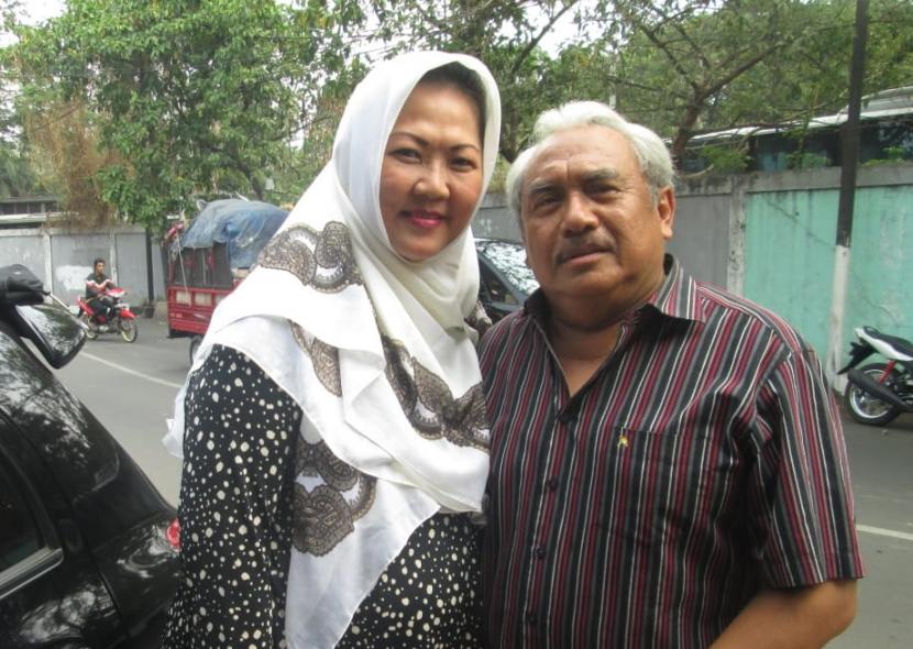 Verawaty Fajrin bersama sang suami Fajriansyah Biduin. Verawaty Fajrin meninggal dunia pada Ahad (21/11) di RS Dharmais, Jakarta.