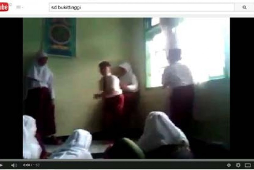 Video pemukulan murid SD di Bukittinggi beredar