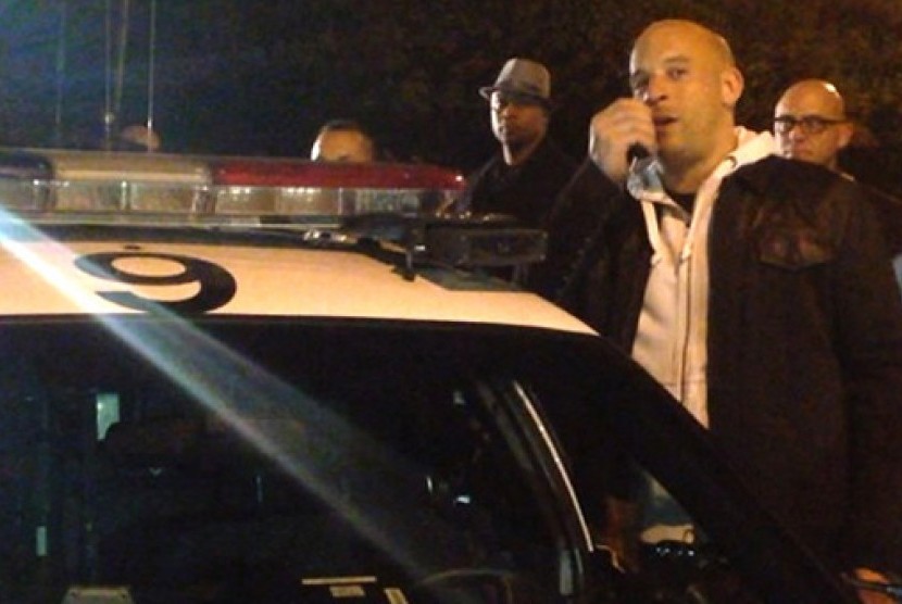 Vin Diesel saat mendatangi lokasi kecelakaan Paul Walker