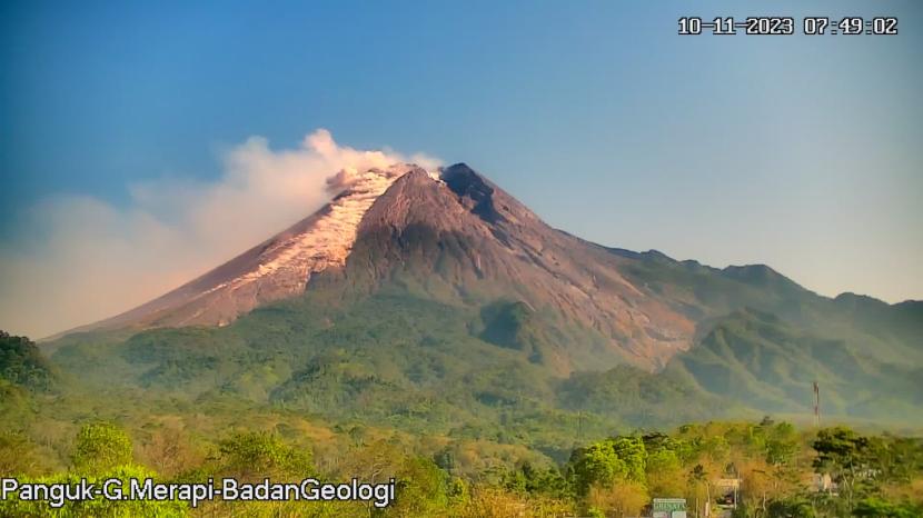 Visual AGP Gunung Merapi yang terjadi pada Jumat (10/11/2023) pagi. 
