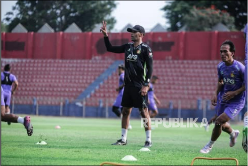 Vitor Tinoco, pelatih baru Barito Putera.